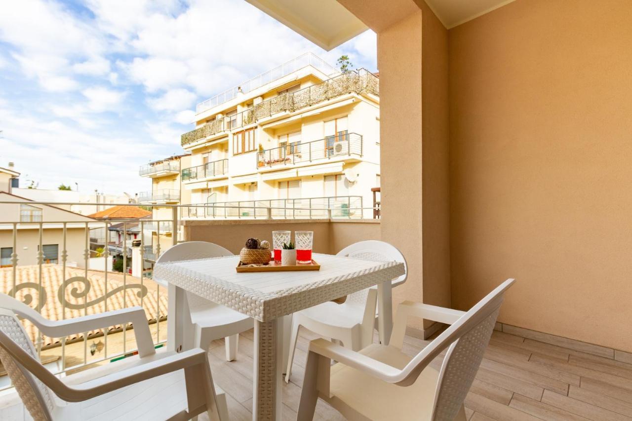 Giada 1P - Palazzina Laura Myho Casa Apartment Tortoreto Exterior photo